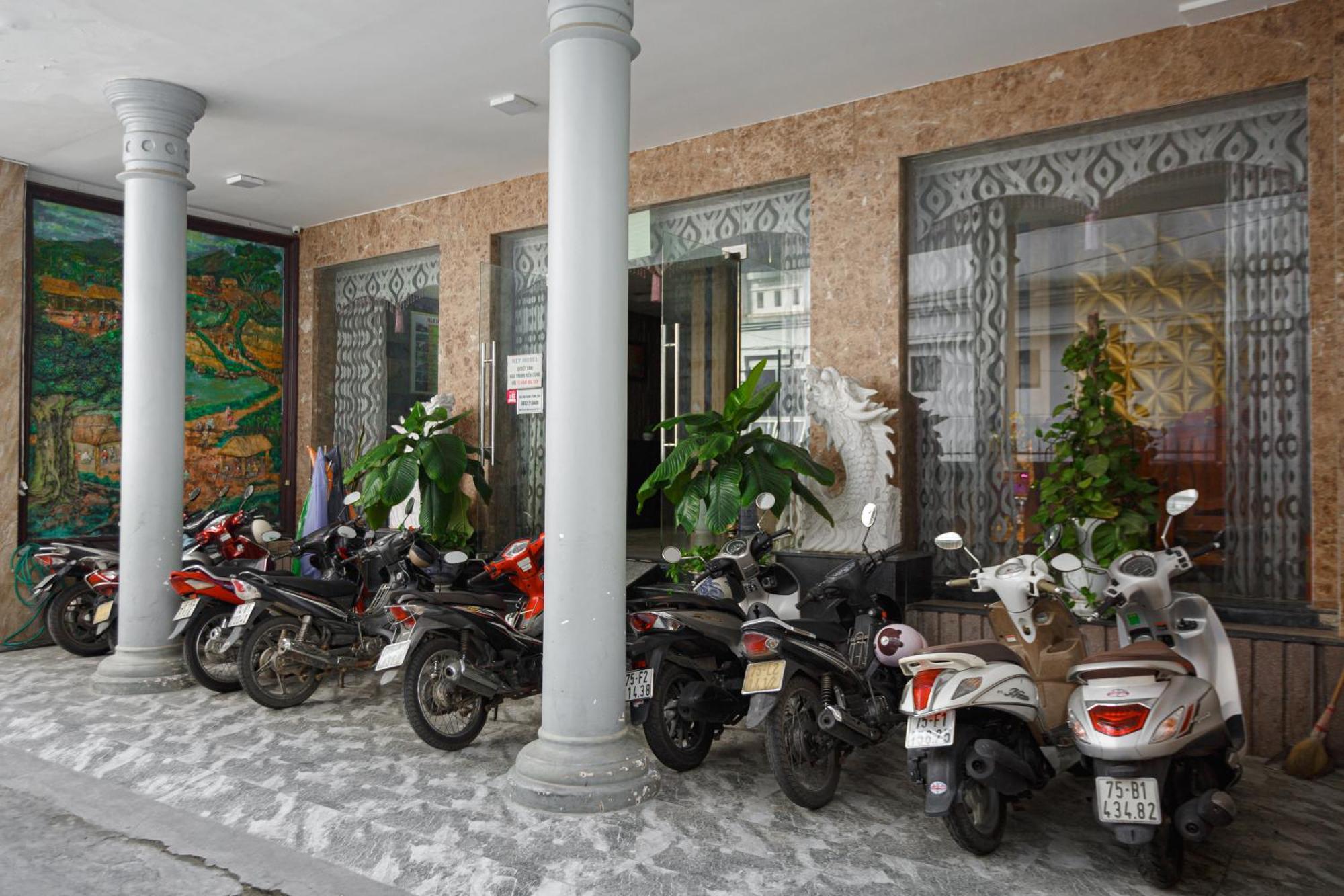 KLy Hotel Hue Buitenkant foto