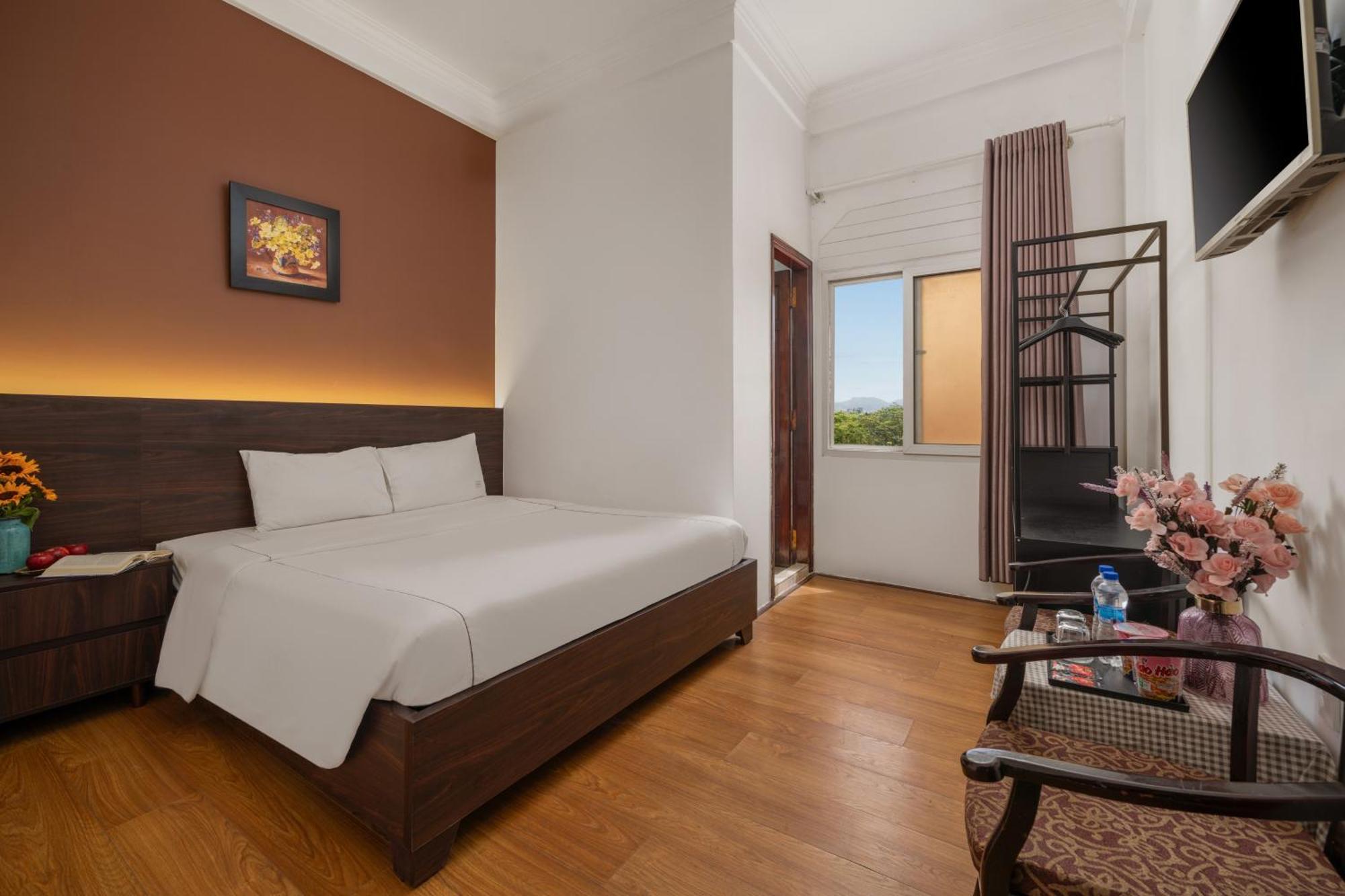 KLy Hotel Hue Buitenkant foto