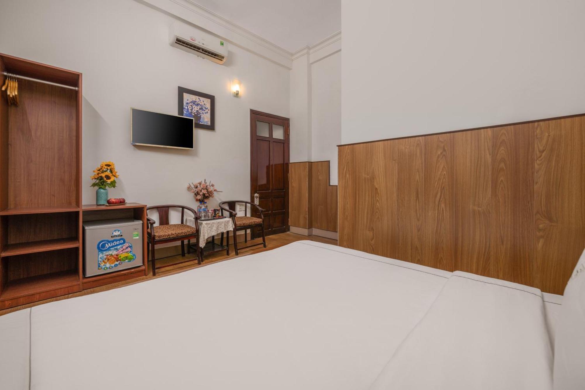 KLy Hotel Hue Buitenkant foto