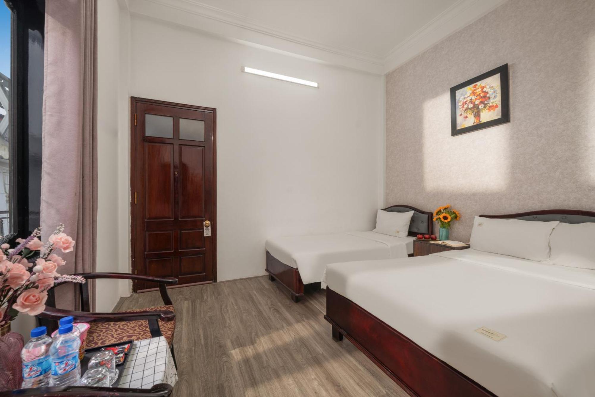 KLy Hotel Hue Buitenkant foto
