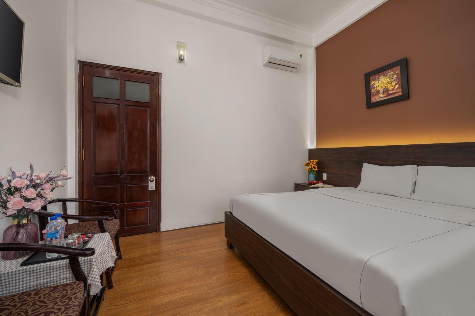 KLy Hotel Hue Buitenkant foto